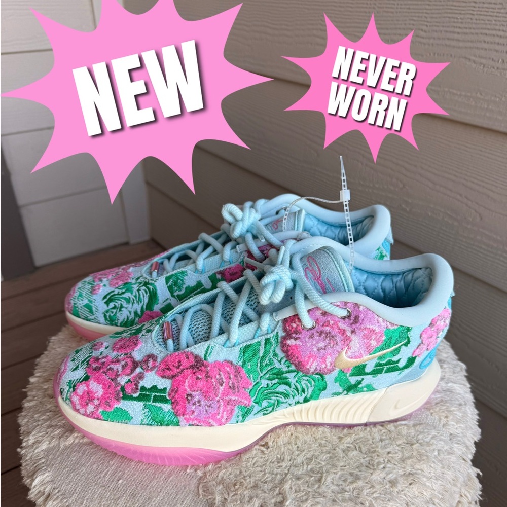 Nike LeBron 21 Premium EP ‘Grandma's Couch’ Light Blue